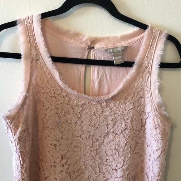 Banana Republic lace sleeveless top - Picture 3 of 9